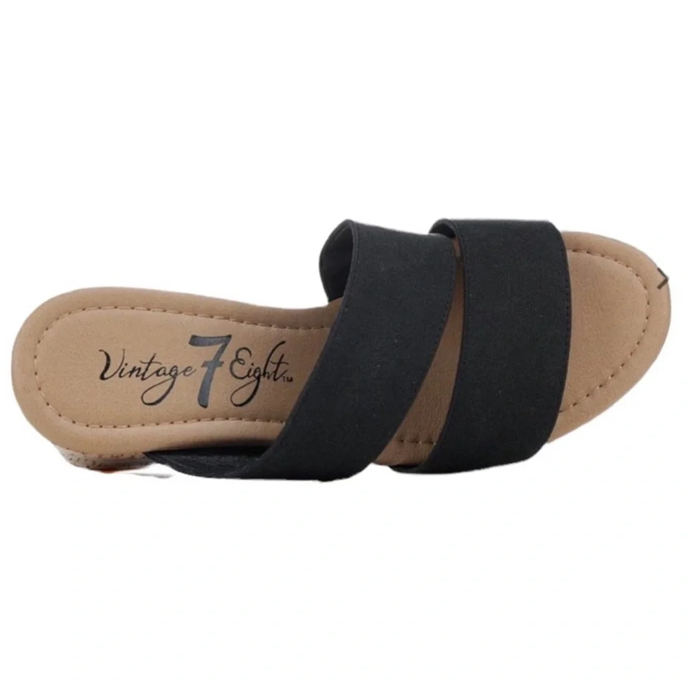 Vintage 7 Eight stylish black